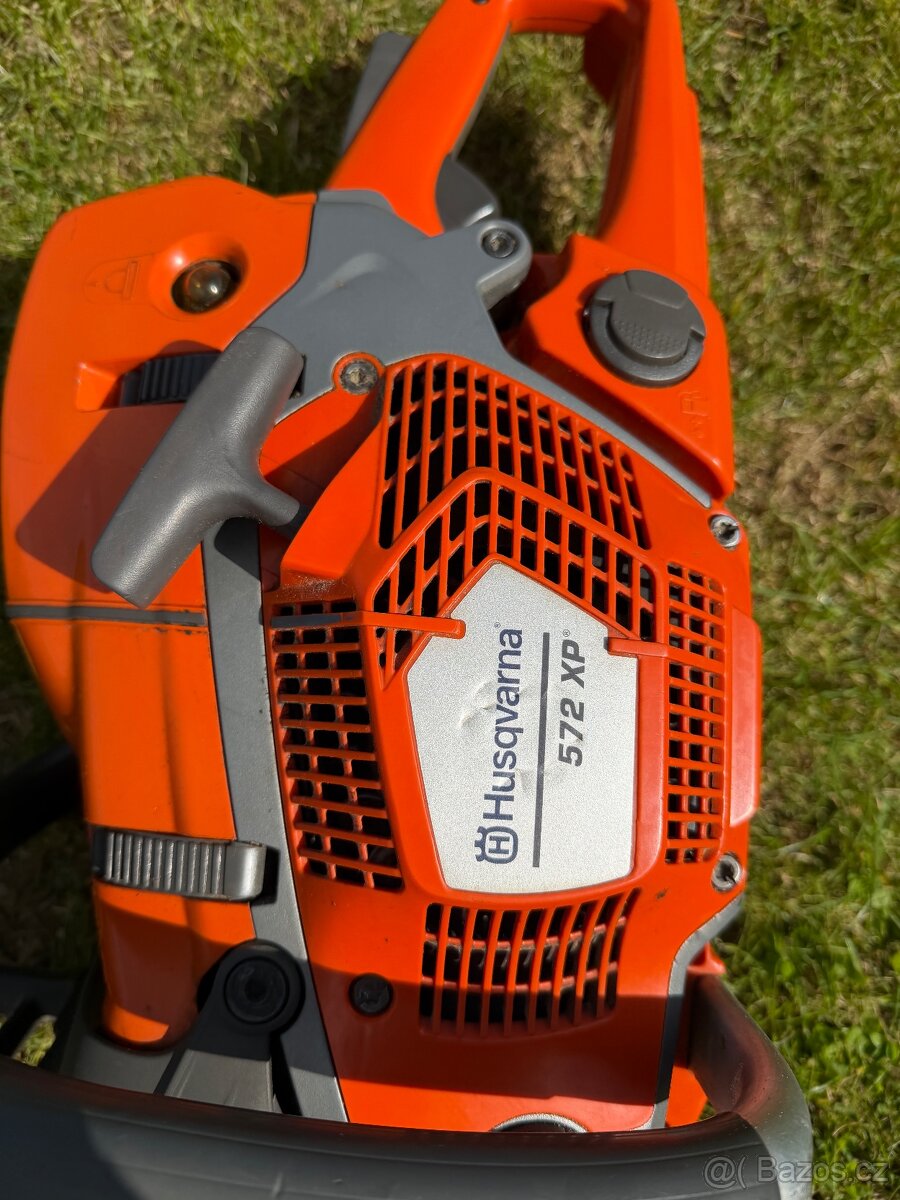 Motorová pila 572XP - 8