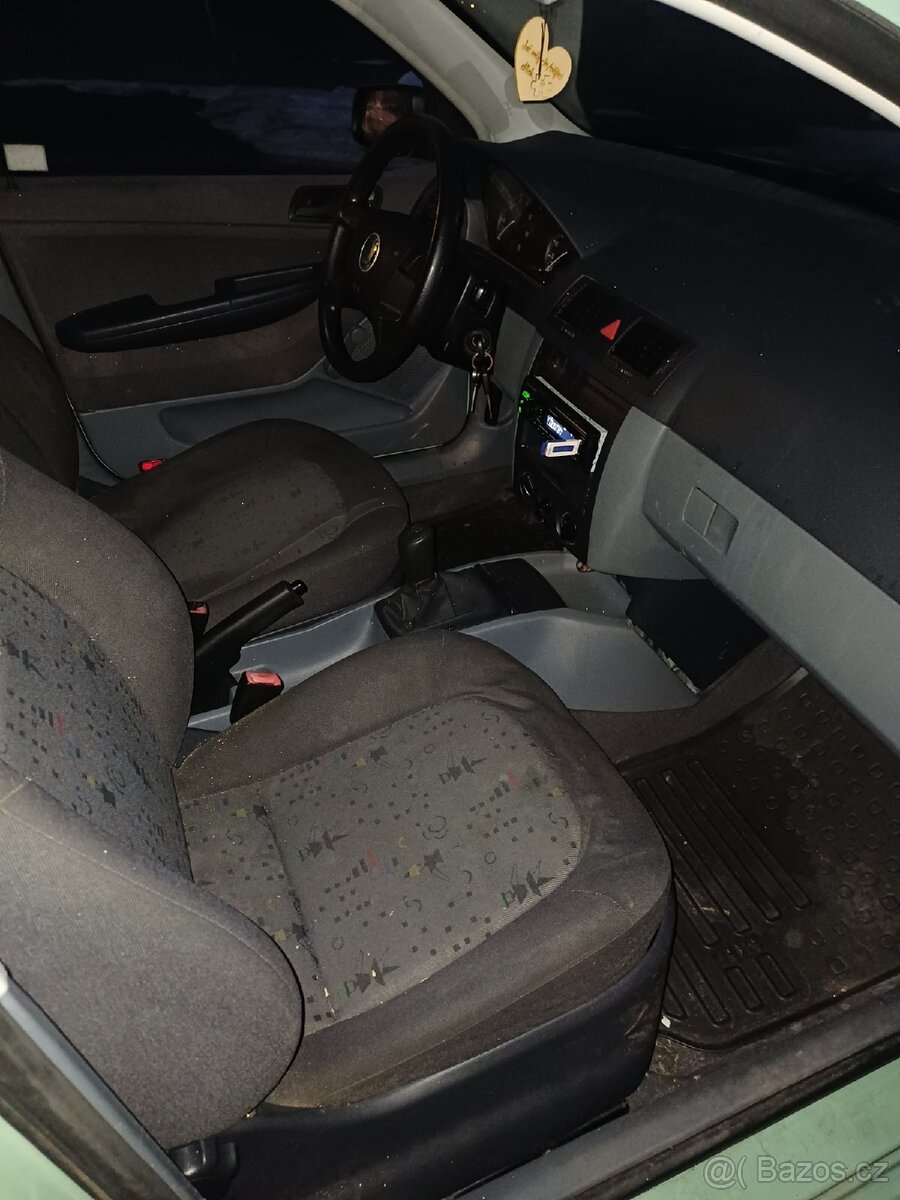 Škoda Fabia 1.4Mpi - 8