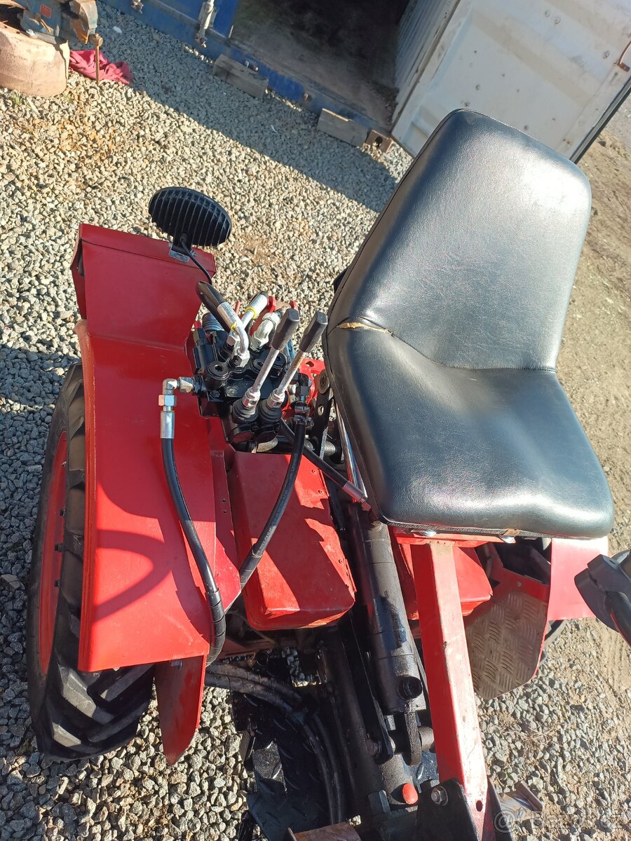 Malotraktor TZ4k14/ MT 8 132 - 8