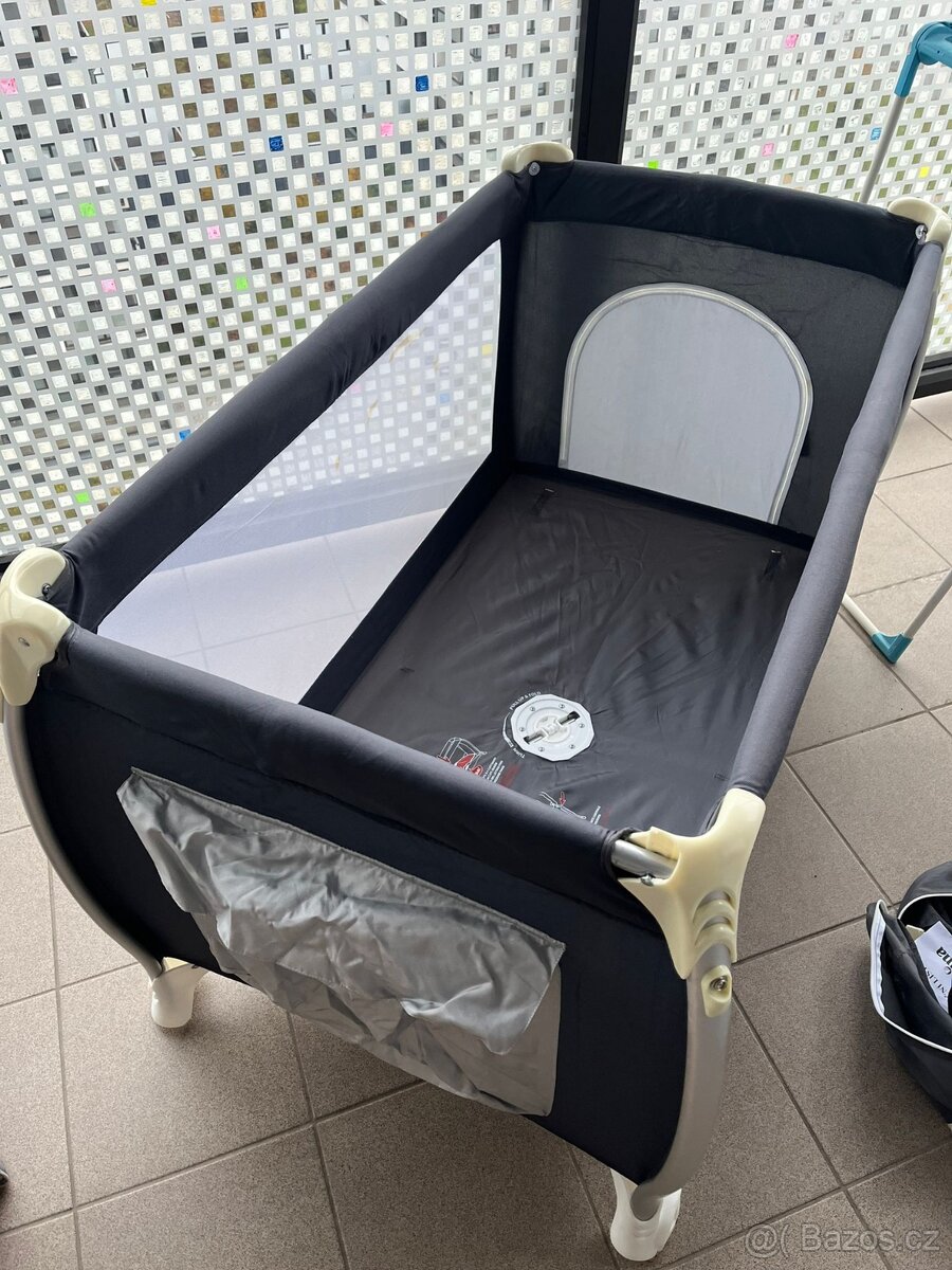INGLESINA cestovní postýlka - 8
