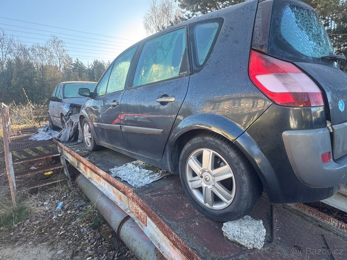 Prodám 2x Renault Scenic - 8