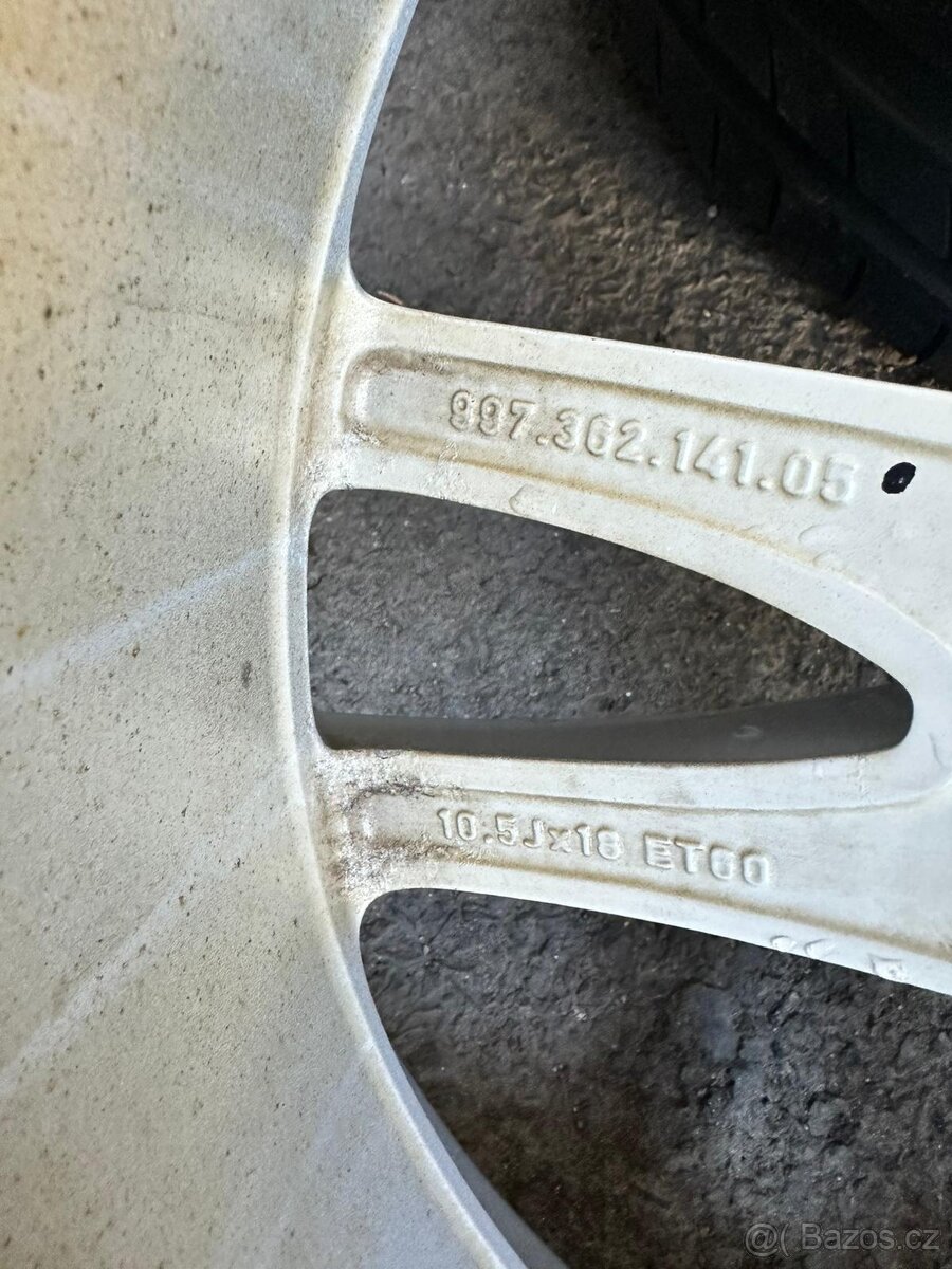 Prodám Porsche kola 5x130 8Jx18 ET57 + 10,5Jx18 ET60 - 8