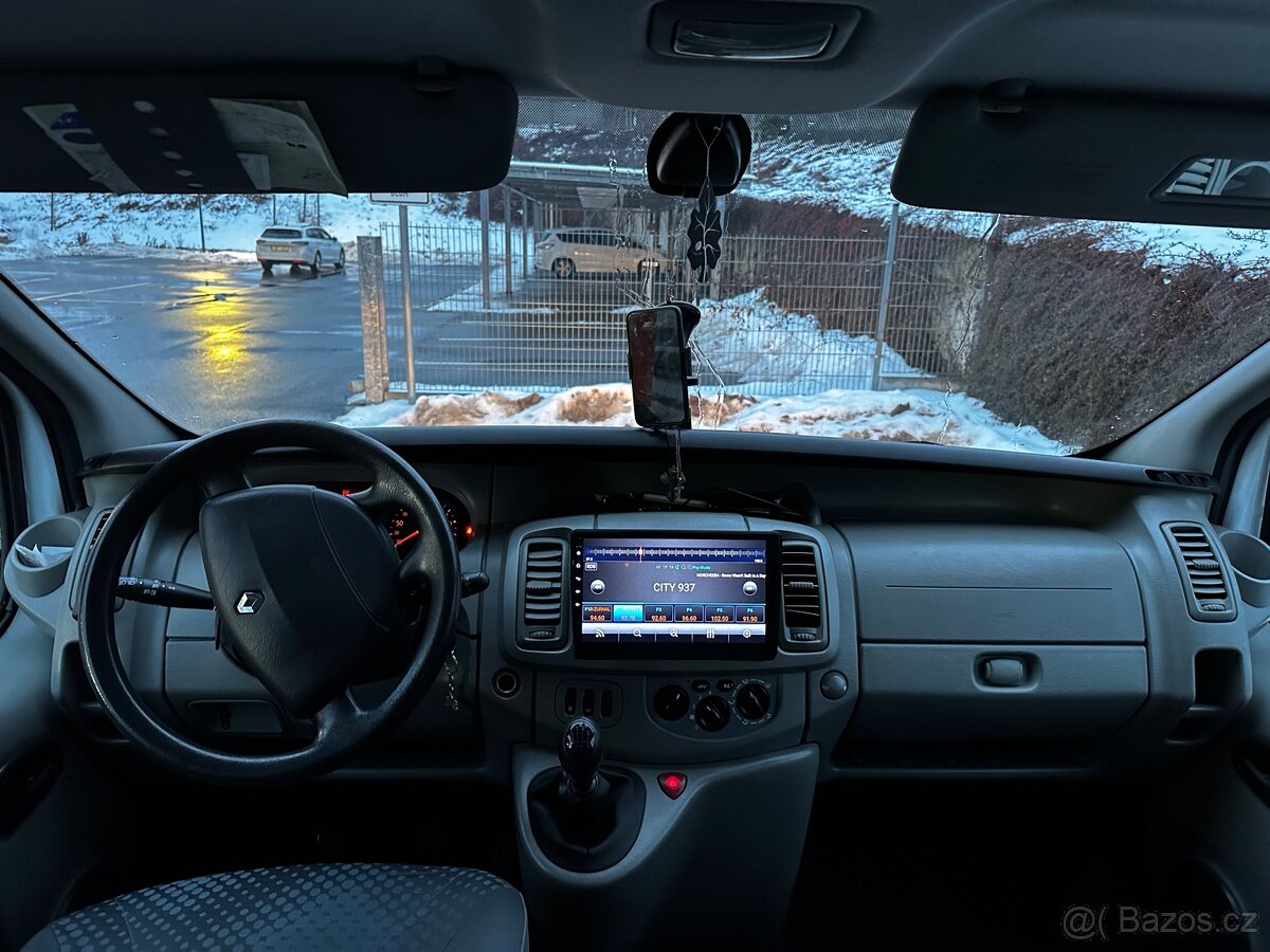 Renault trafik - 8