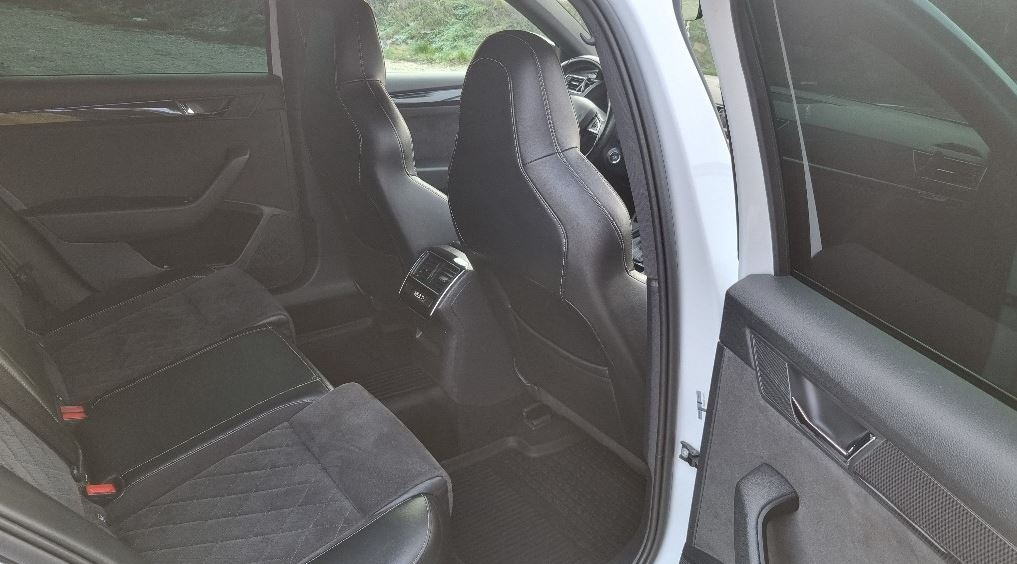 Superb Combi 2.0 TDI DSG AUTOMAT 110KW - 8