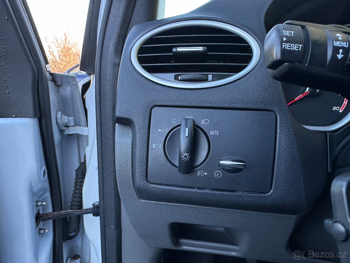 Ford Focus ST MK2 2.5T/166kW r.v.2010 - 8