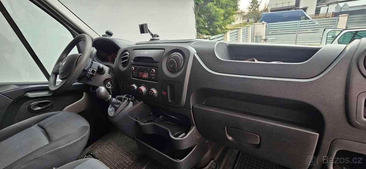 Renault Master 2.3 dCi 125 kW | 2018 | NOVÝ MOTOR | TOP STAV - 8