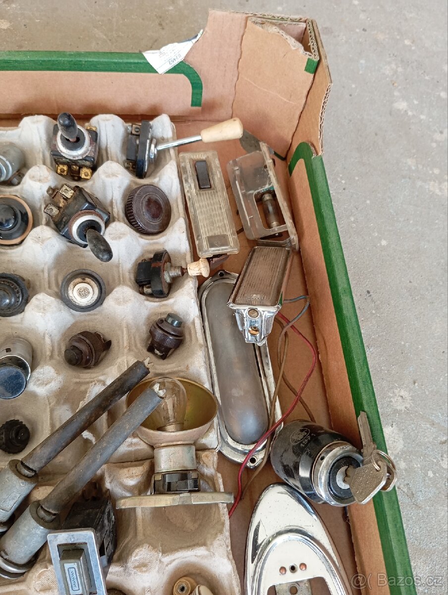 Staré díly škoda Tatra Praga Jawa aj - 8