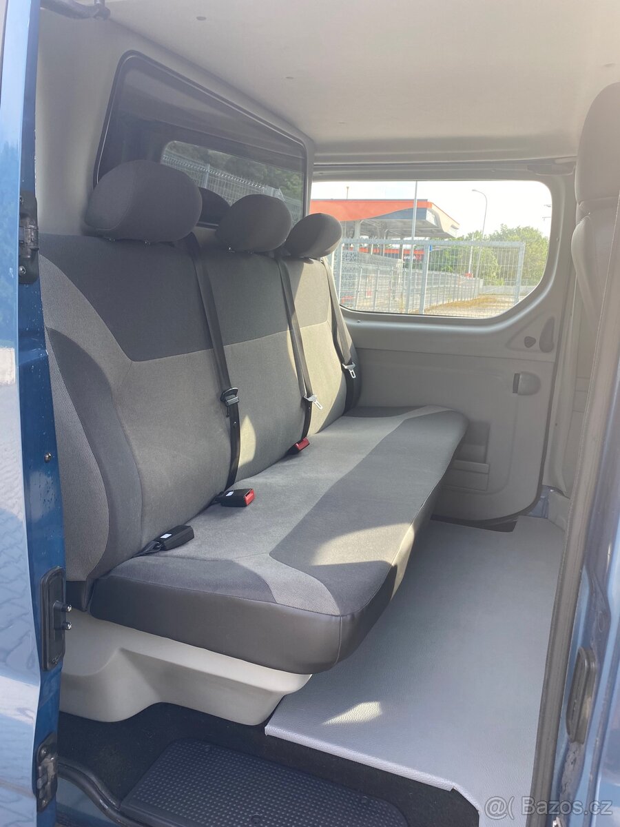 Renault Trafic - 8