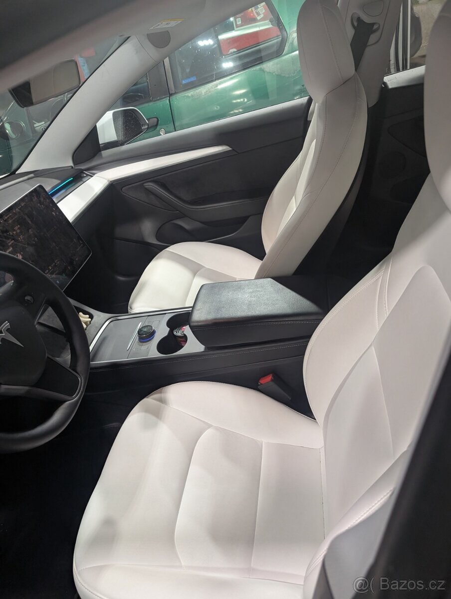 Tesla Model 3 2021 LR Bílý interiér - 8