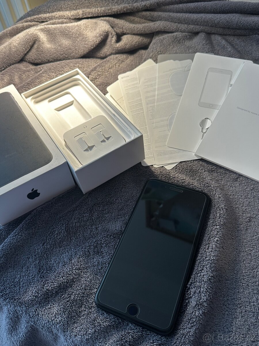 IPHONE 7 Plus 128GB - 8