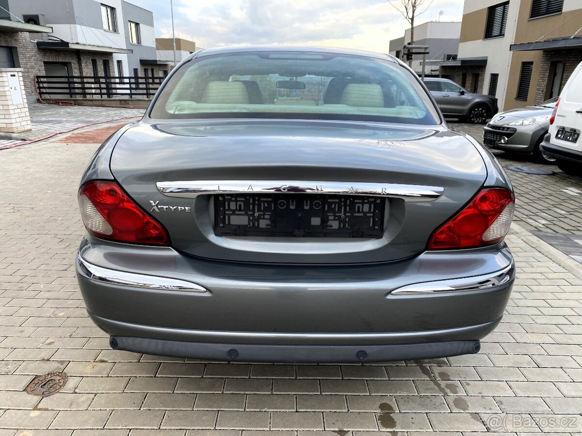 Jaguar X-Type 2.0 TD, 96 kW, r. 10/2005, kůže, ALU, nová STK - 8