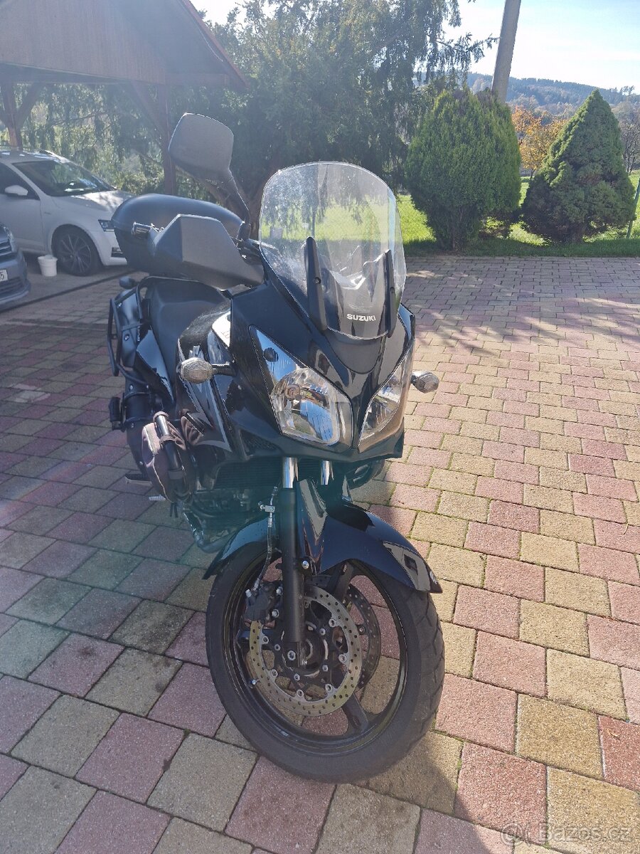 Suzuki V-strom 650 - 8
