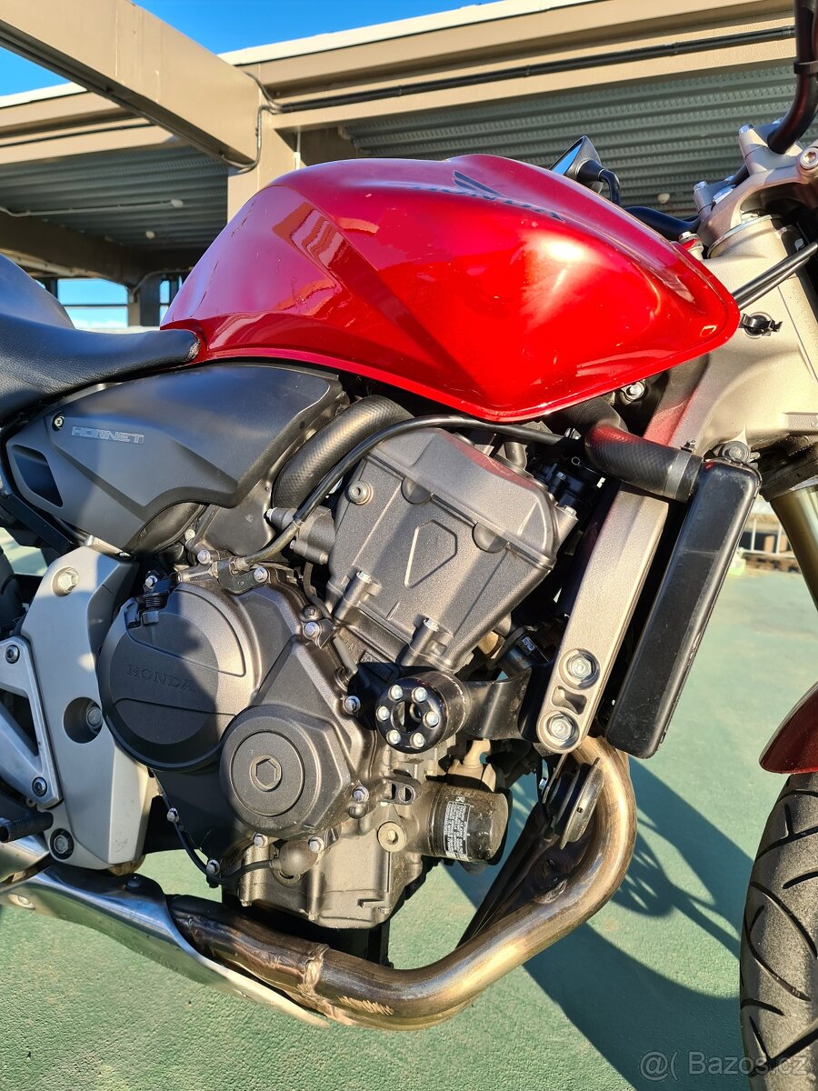 Honda Hornet CB600f - 8