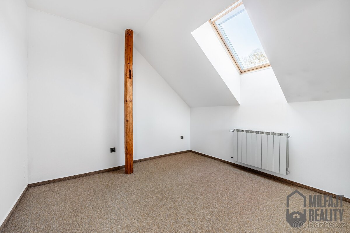 Dvougenerační RD (3+1, 4+kk), 2.135 m2 pozemek, Železný Brod - 8