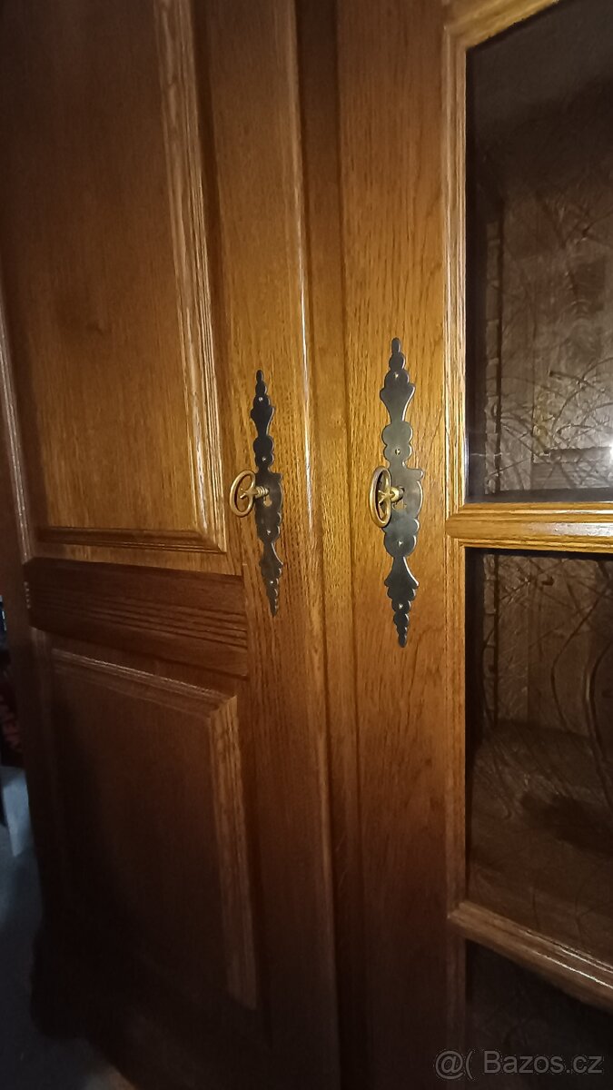 Rustikální policová dubová skříň š 213x v164x h49 cm - 8