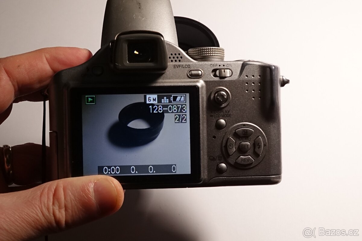 PANASONIC LUMIX DMC-FZ7 - 8