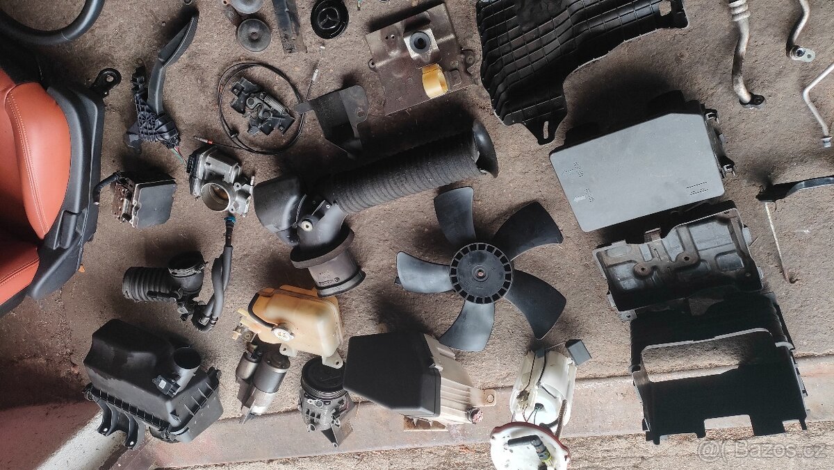 DÍLY Mazda MX-5 NC PRHT, 2.0 160PS, samosvor - 8