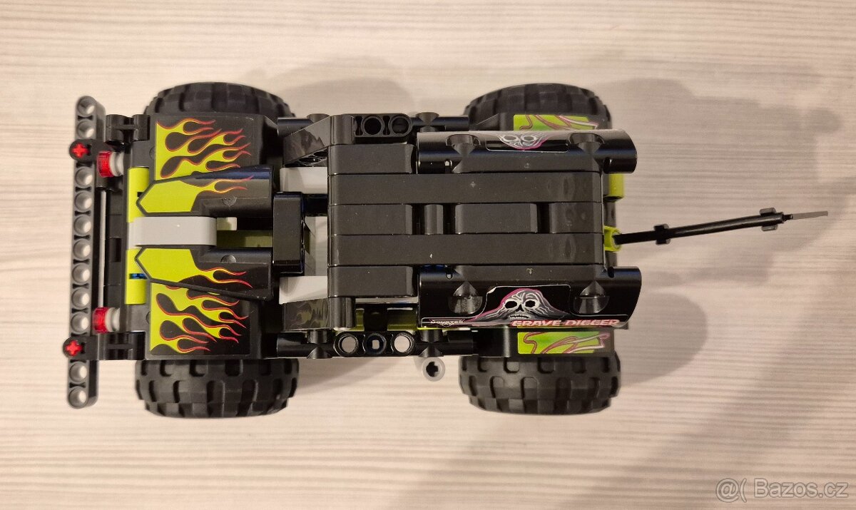 42118 LEGO Technic - Monster Jam Grave Digger - 8