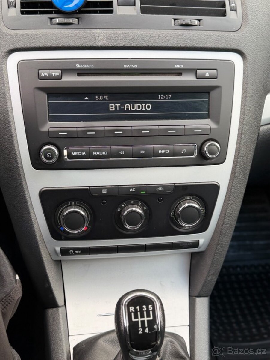 Škoda Octavia II 1.6tdi - 8