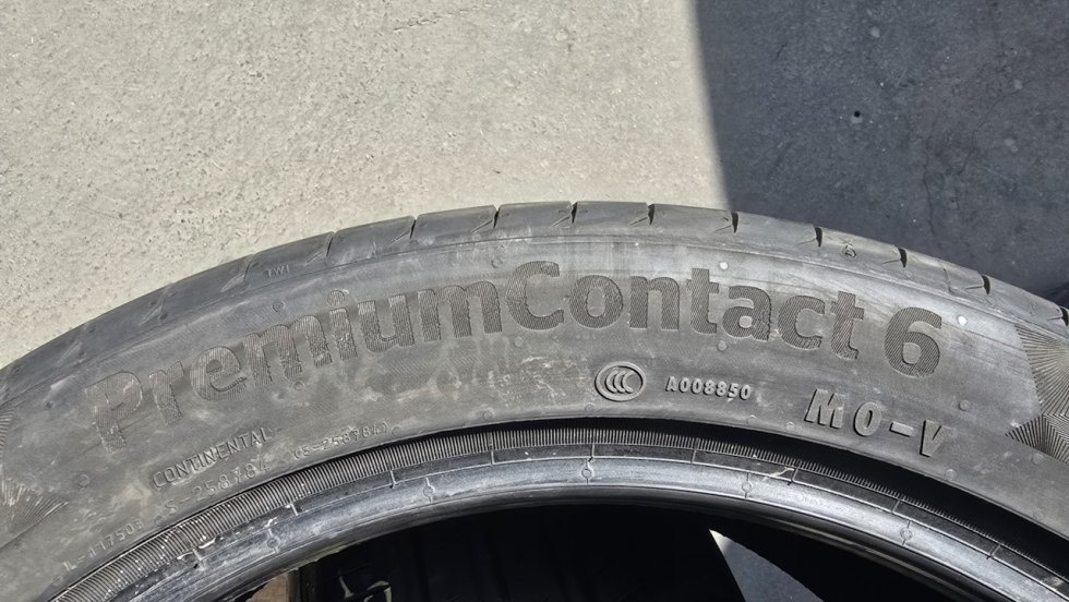 Letní pneu 245/45/19 Continental - 8
