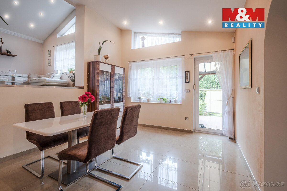 Prodej rodinného domu, 300 m², Týnec nad Labem - Vinařice - 8