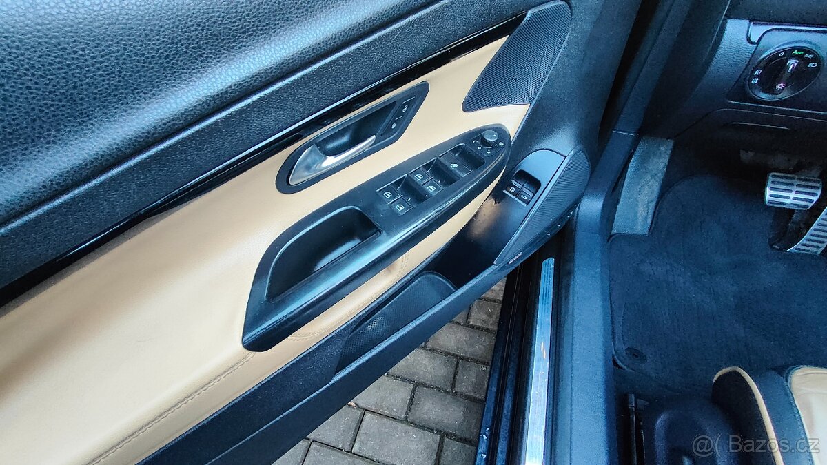 Volkswagen Eos 3.2 6-válec INDIVIDUÁL DSG - 8