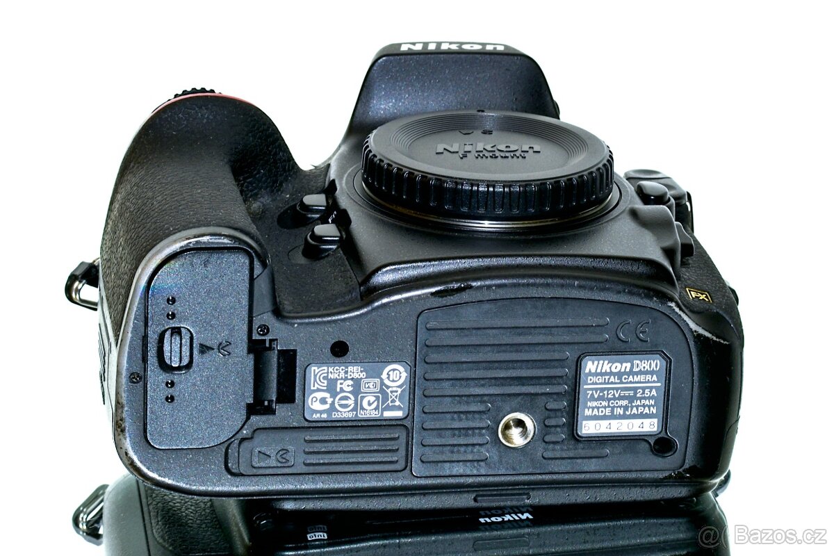 Nikon D800 nafoceno 15 tis expozic, komplet balení - 8