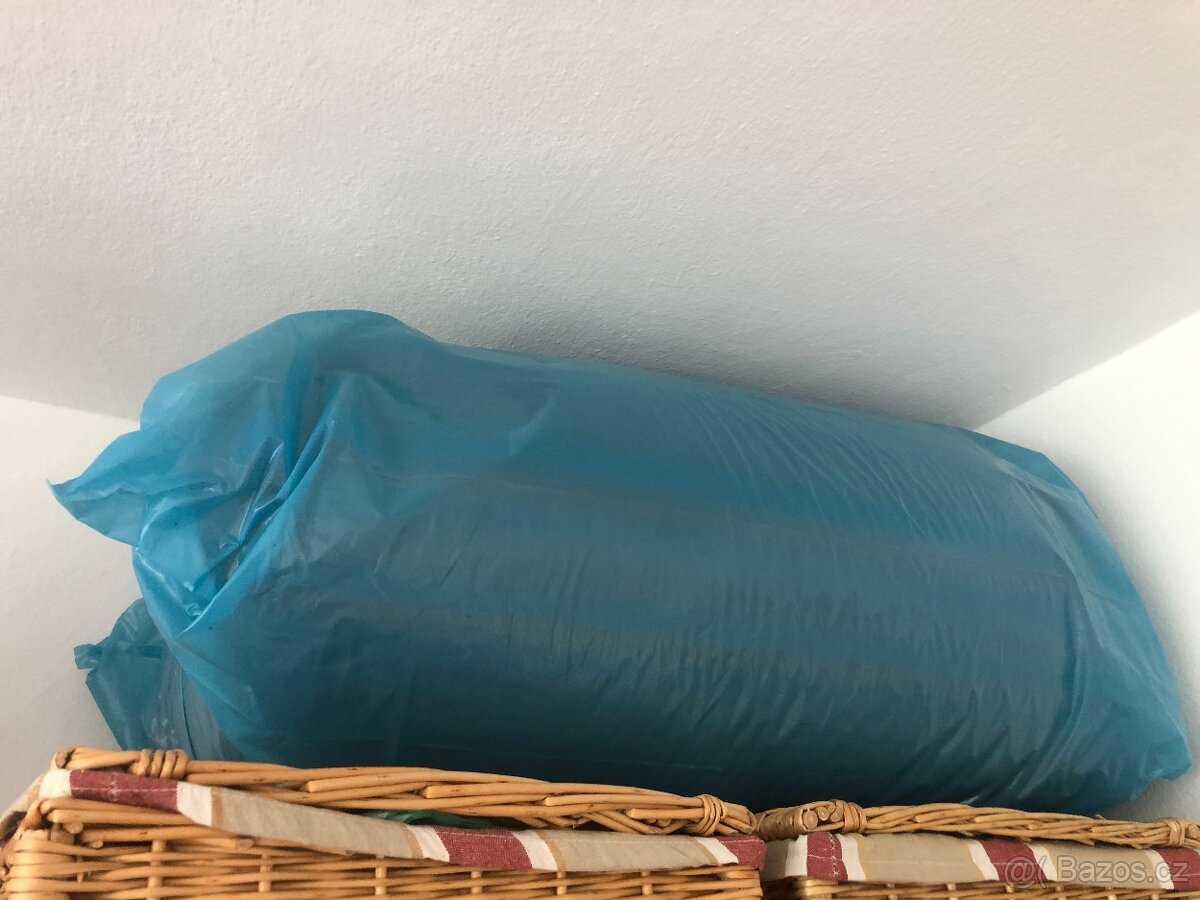 Pytel na sezení - 8