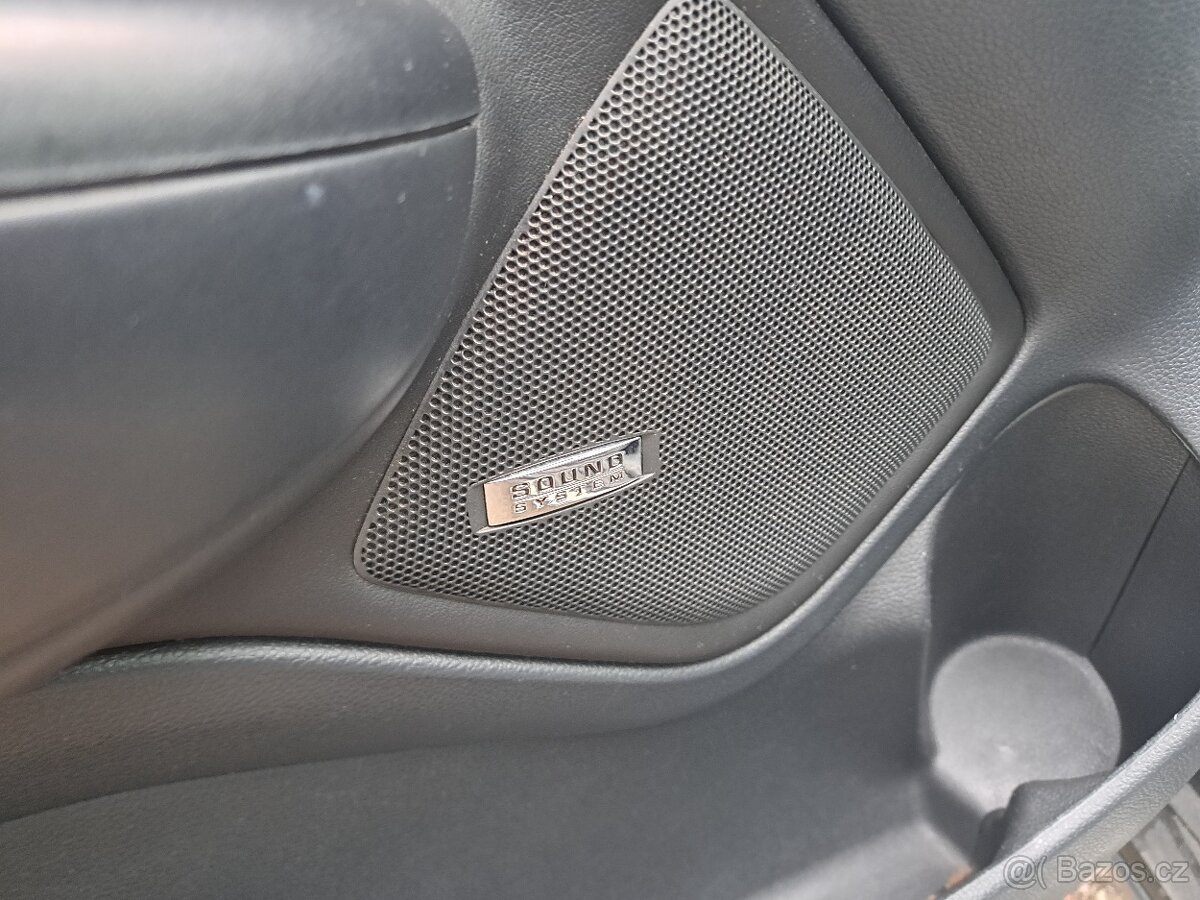 Škoda Octavia 2 RS Facelift, 2.0 TDI, 125 kW, CEGA, navi - 8