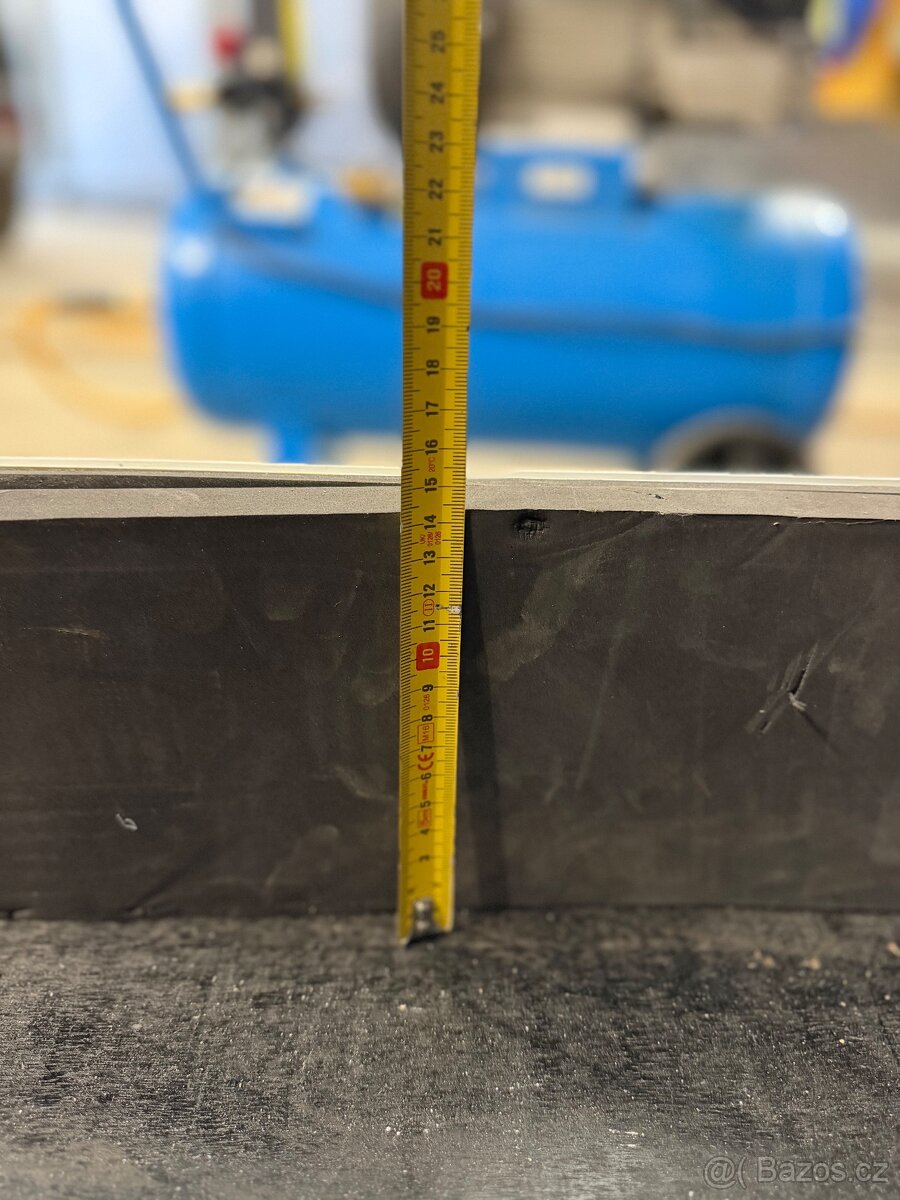 Prodám CASE Antari - 8