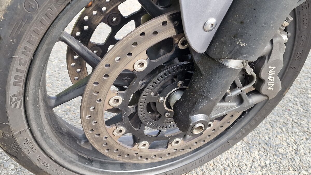 TRIUMPH TIGER 1050 - 8