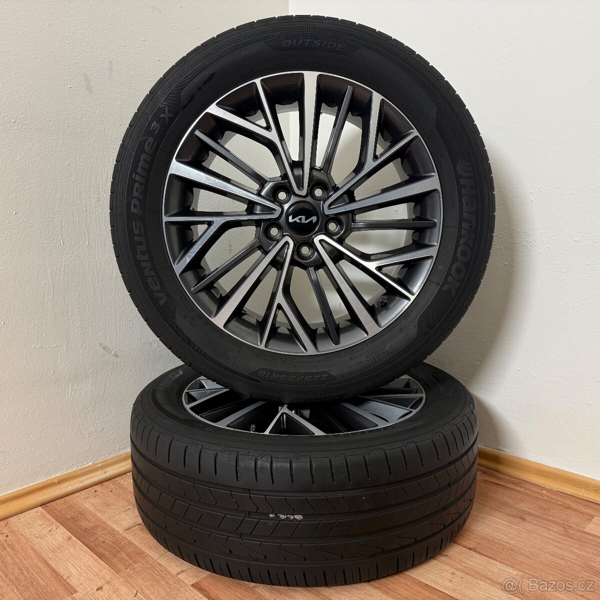 HYUNDAI TUCSON 5x114,3 R18 ET51+LETNÍ 225/55R18 5m - 8