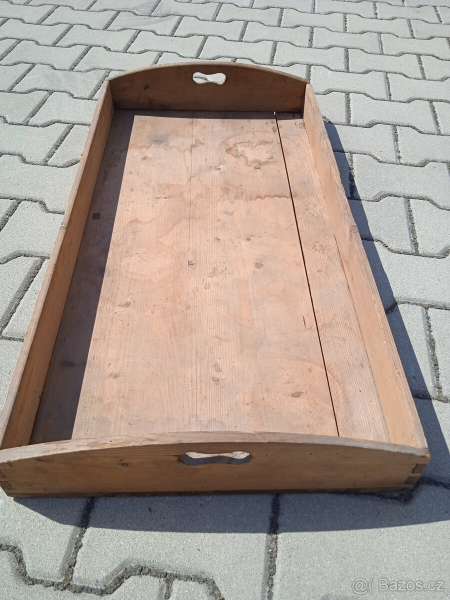 Prodám levně starožitnou dřevěnou truhlu - 8