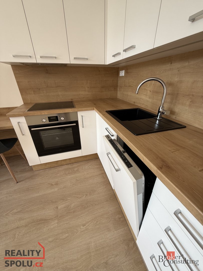 Pronájem, byty/1+kk, 34 m2, Sokolovská, Plzeň, Plzeň-město [ - 8