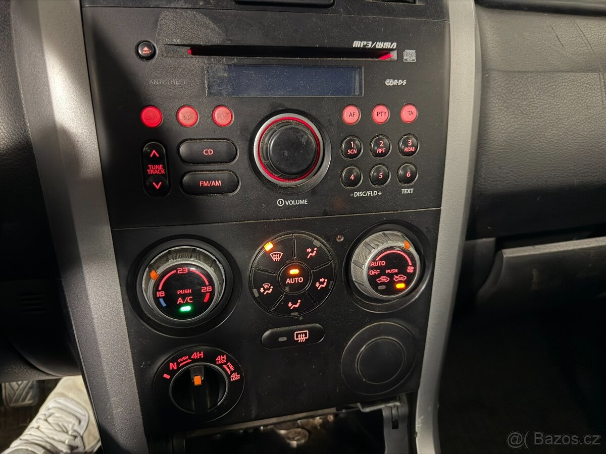 Suzuki Grand Vitara 2 2.0i LPG 4x4 - 8