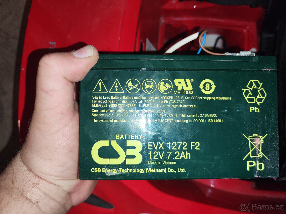 Dětské elektrické autíčko - Ferrari - 8