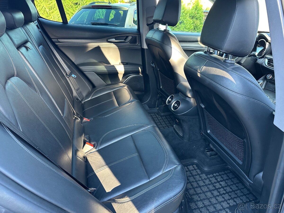 Alfa Romeo Stelvio 2.0T, 280k, AWD, Aut., top stav - 8