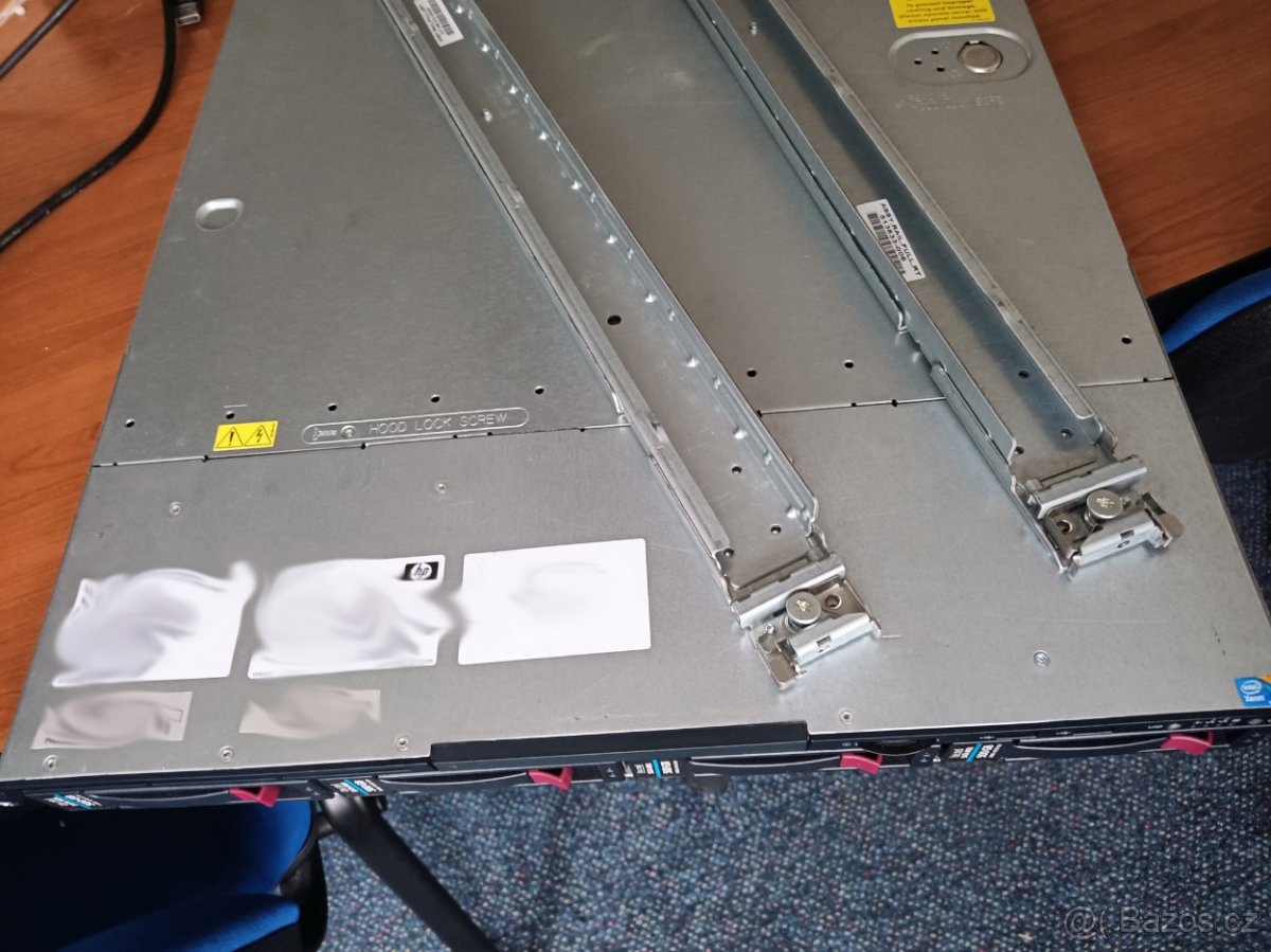 HP StorageWorks D2D2502i-G02/E5520@2.27GHz/24GB RAM/2TB HDD - 8