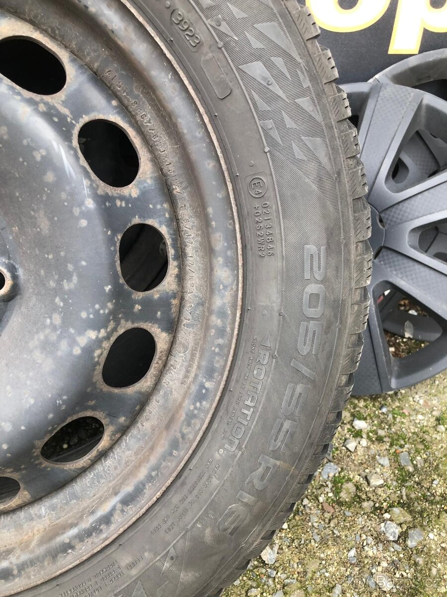 4x plechové disky včetně zimních pneu 205/22 R16 91T - 8