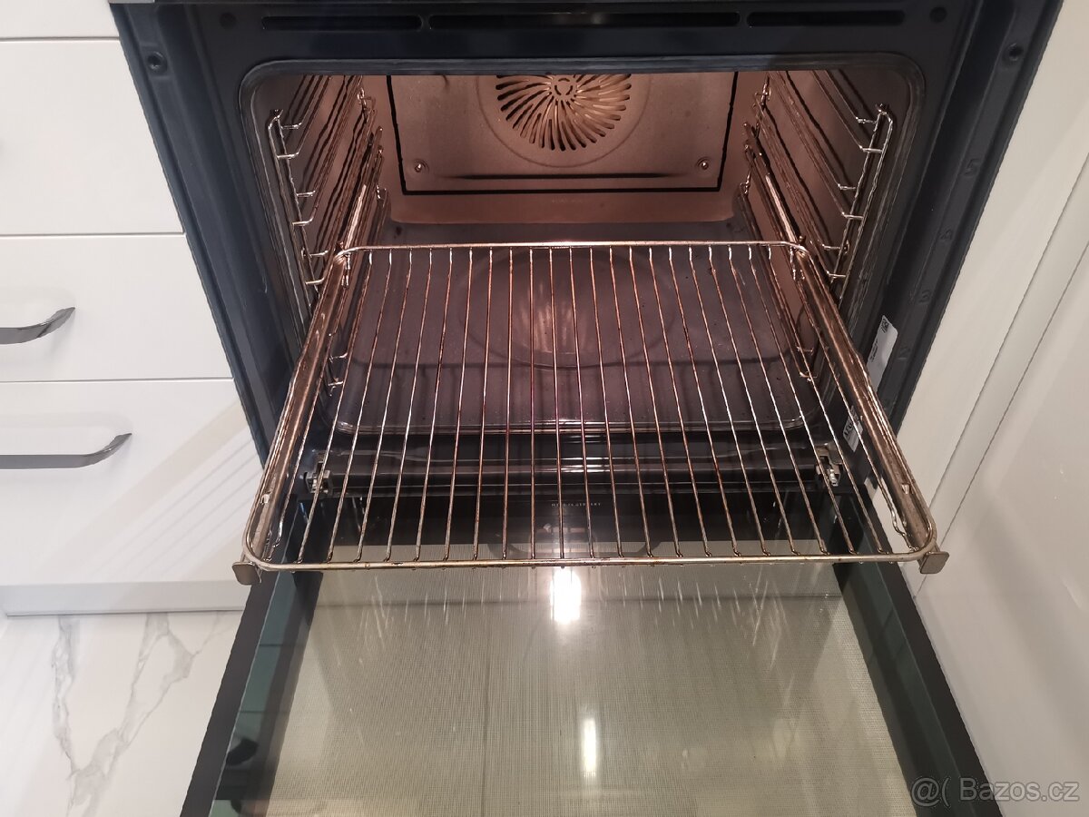 Vestavná trouba AEG Bce455350m - 8