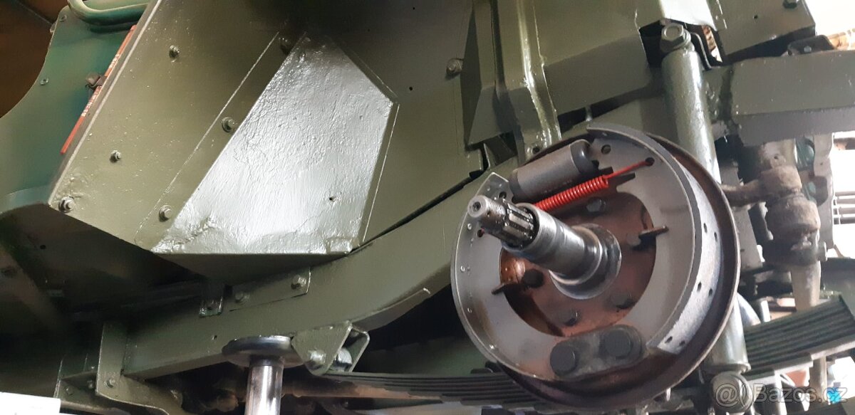 Prodám Jeep Willys - 8