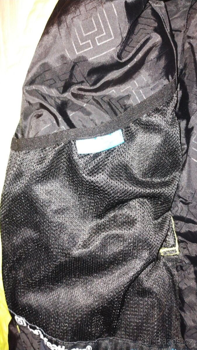 Zimní bunda velikost S - 8