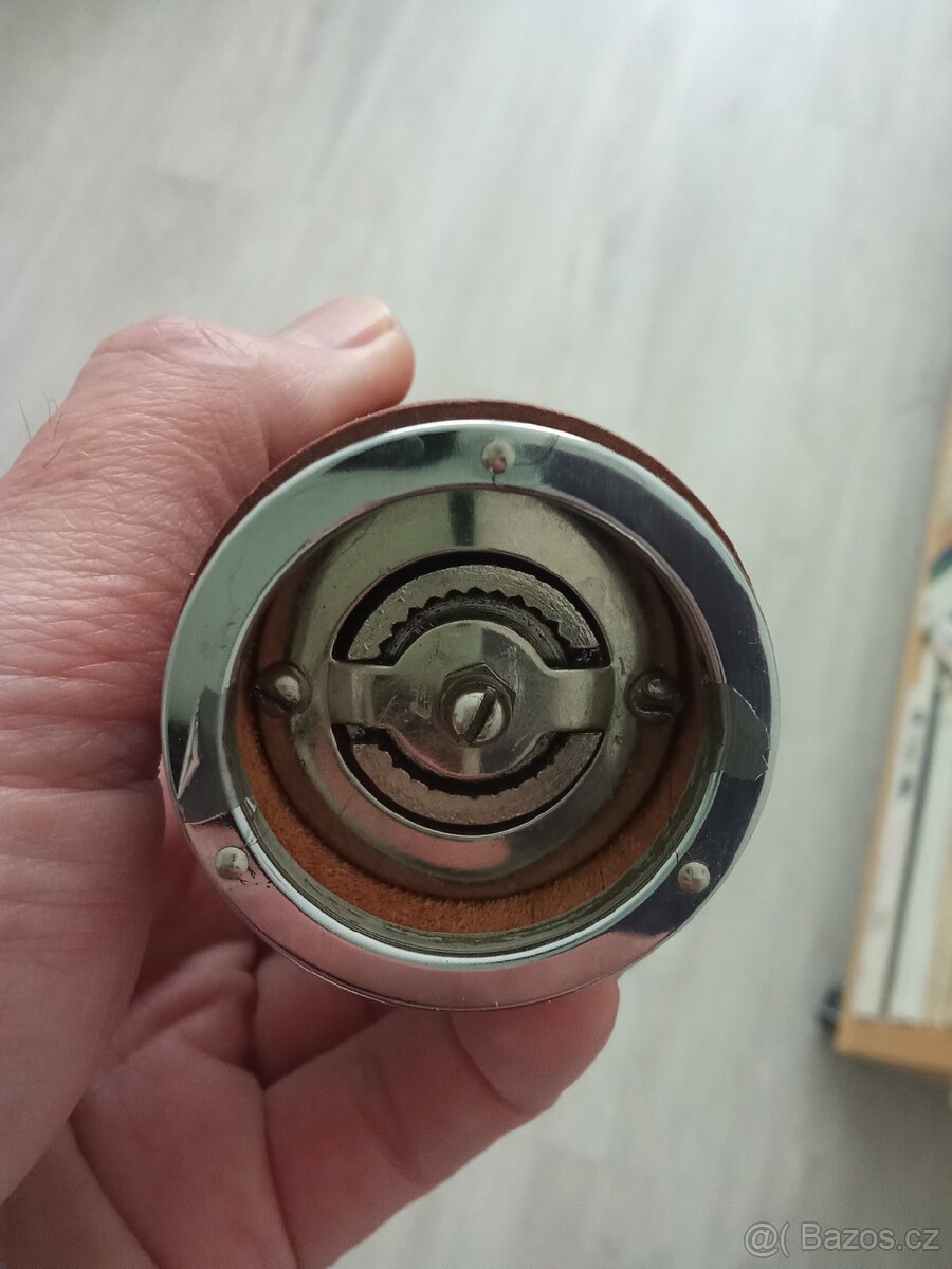 Starožitná kuchyňská váha, mlýnek na pepř+solnička - 8