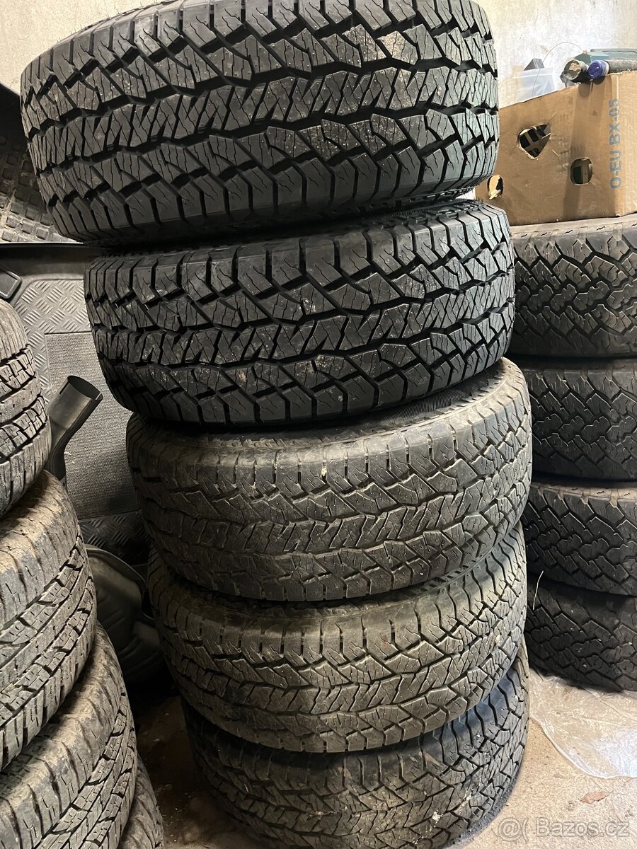 Allterrain pneu Hankook 255/65R16 s alu disky LR - 8