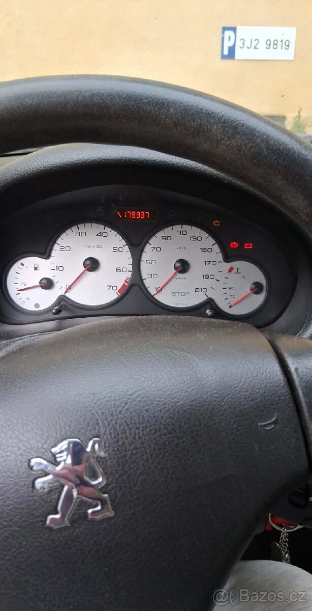 Peugeot combi 206 - 8