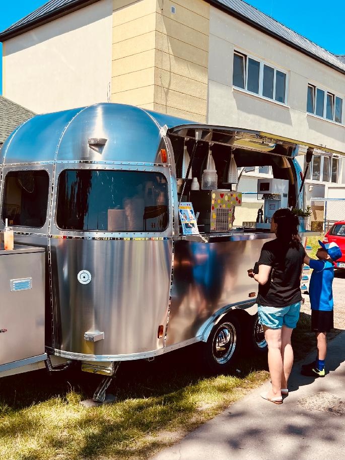 Foodtruck Airstream style - 8