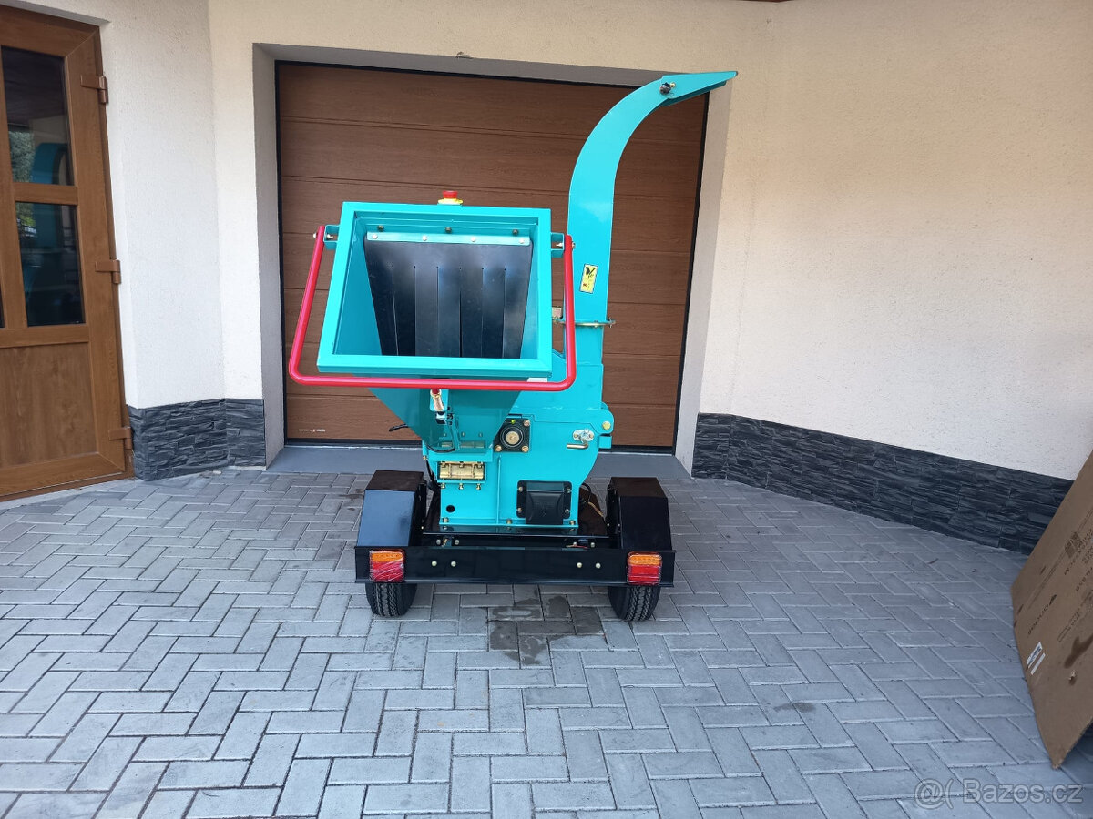 Štěpkovač diskový Briggs&Stratton 130mm - 8