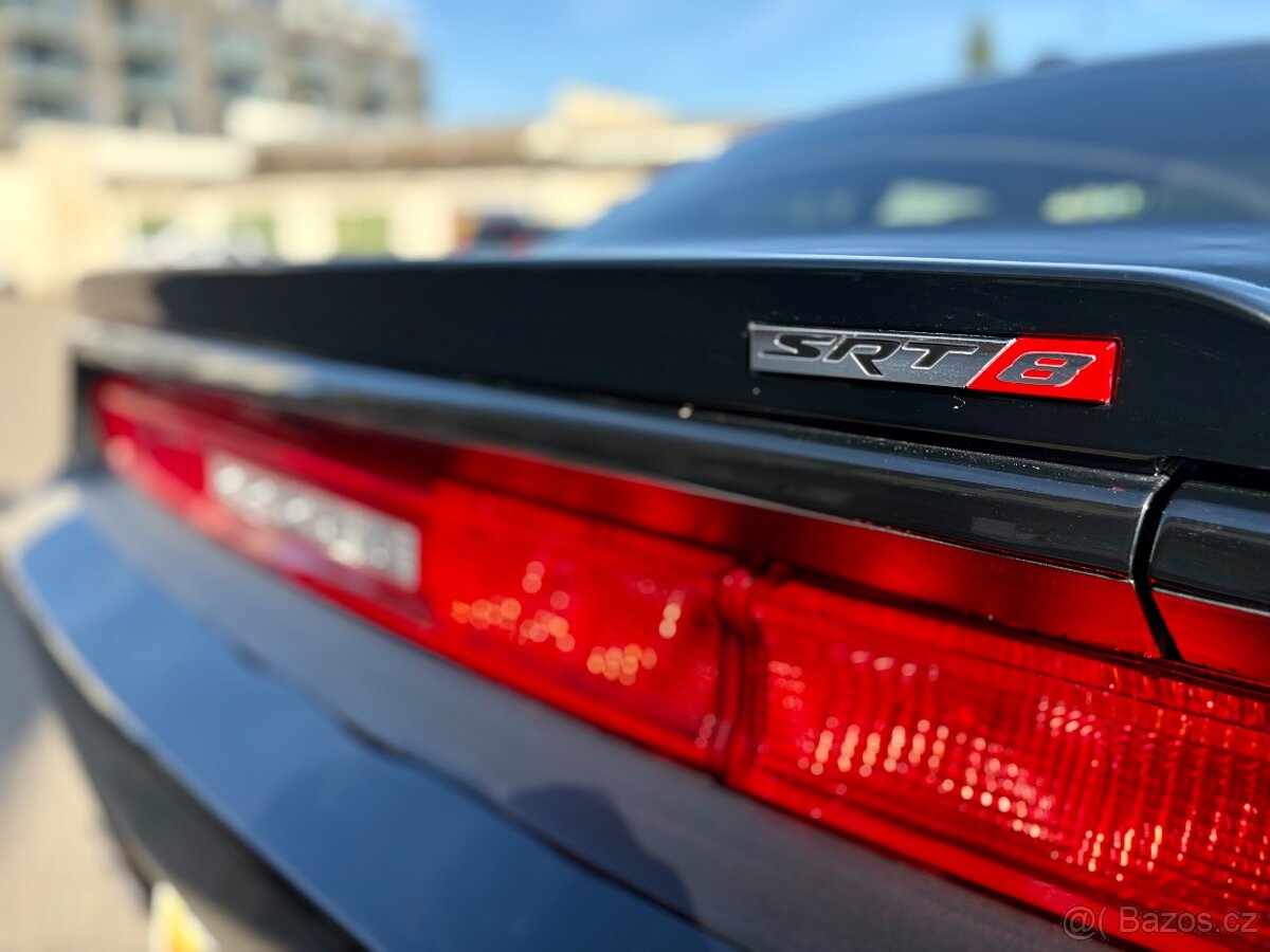 2013 Dodge Challenger SRT8 | MANUÁL | 74.000km | 392 HEMI - 8