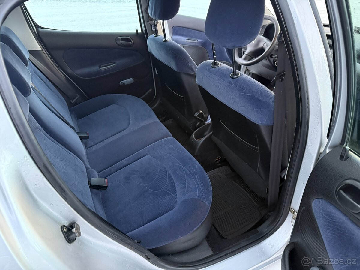 Peugeot 206 1.1i 2001 - 8