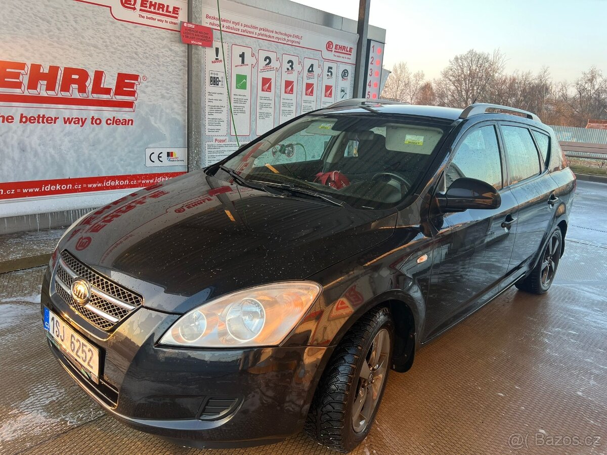 Kia Ceed 1.4i + LPG. Rok 2010. Tempomat. Klima - 8
